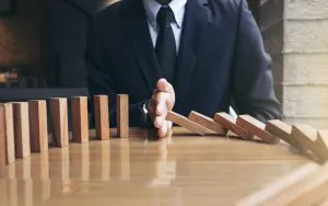 Bitcoin-Will-Never-Obtain-Official-Acceptance-In-China-Claims-Weiss-Ratings