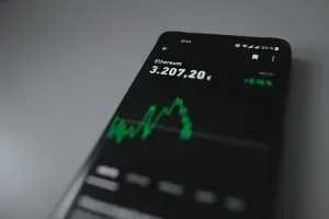 how to calculate crypto profit, green chart